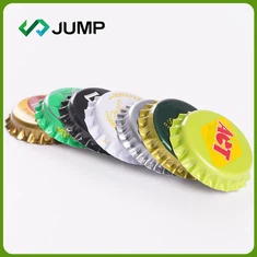 Бутилка с бира се извива капаците